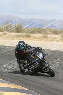 media/May-05-2025-Moto Forza (Mon) [[3c1838c5e5]]/2-B Group/Session 2 (Turn 7 Inside)/